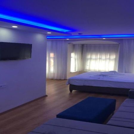 Blue Royal Hotel Истанбул Екстериор снимка
